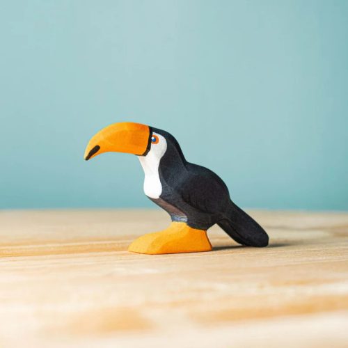 Bumbu Toys tukán fajáték