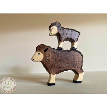 Holztiger juh család, fekete