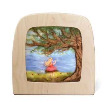 Toverlux sziluett - Het Wol Feetje / Lány a hintán