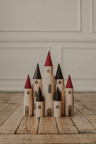 Sabo Concept 7 tornyú kastély